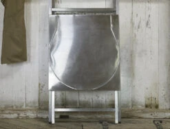 Delivita Deluxe Oven Stand -Kamado Joe Verkoop folding stand 3 1410x1076 crop center