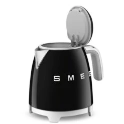 Smeg 50's Style Mini Waterkoker 800 Ml Staal Zwart -Kamado Joe Verkoop klf05bleu 9
