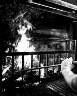 Black Smoke : BBQ, Booze & Attitude - Jort Althuizen -Kamado Joe Verkoop schermafbeelding 2021 03 24 om 13.13.36